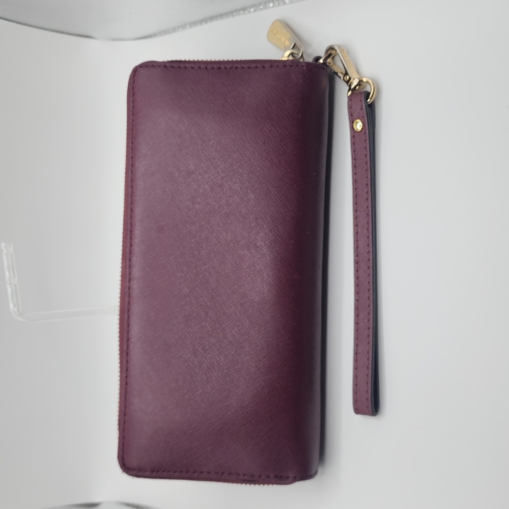 Michael Kors Large Continental Wallet Wristlet Leather, Bordeaux color Like New - Picture 8 of 11